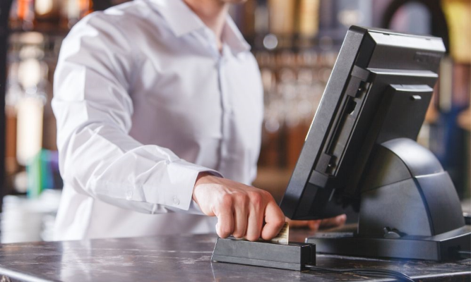 The Versatility of POS Systems Over Traditional Point-of-Sale Methods