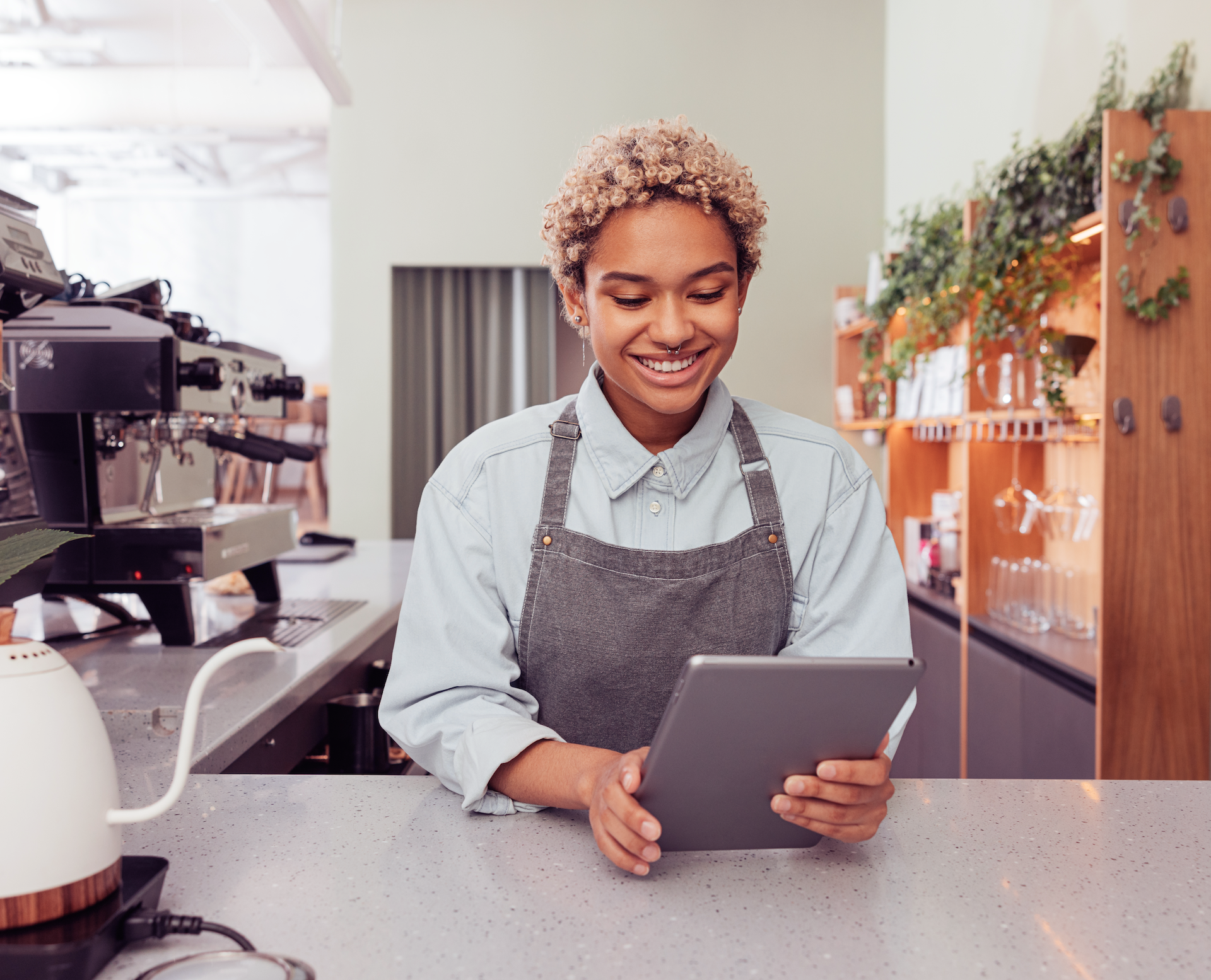 How to Use POS Data to Reduce Costs and Increase Revenue in Your Coffee Shop