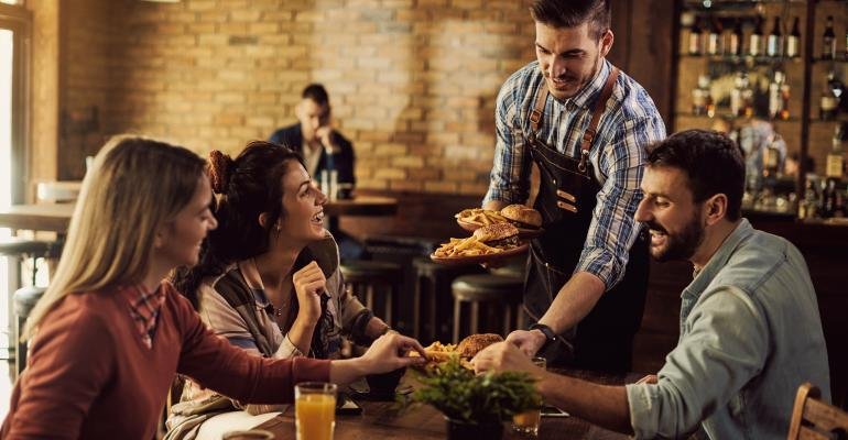How POS Systems Improve Order Accuracy in Restaurants